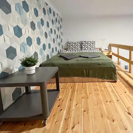 Apartment Colorful Next To Gozsdu And Synagogue Budapest