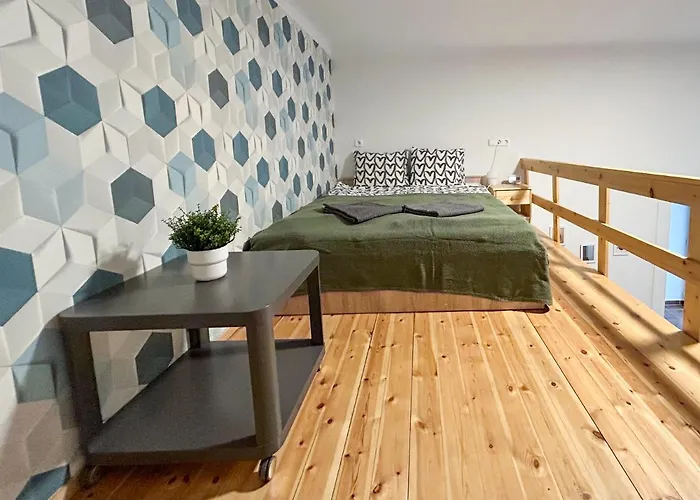 Appartement Colorful Next To Gozsdu And Synagogue Budapest